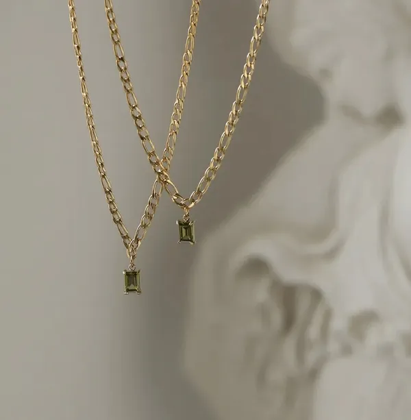 Gold_Crystal_Pendants_For_Women